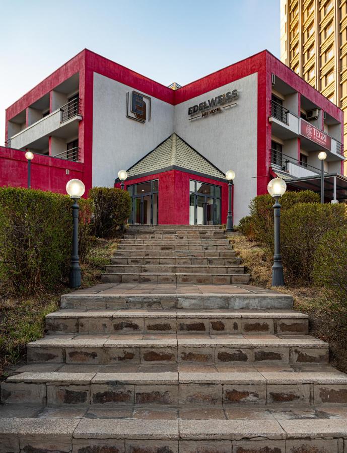 Edelweiss Art Hotel Ουλάν Μπατόρ Εξωτερικό φωτογραφία